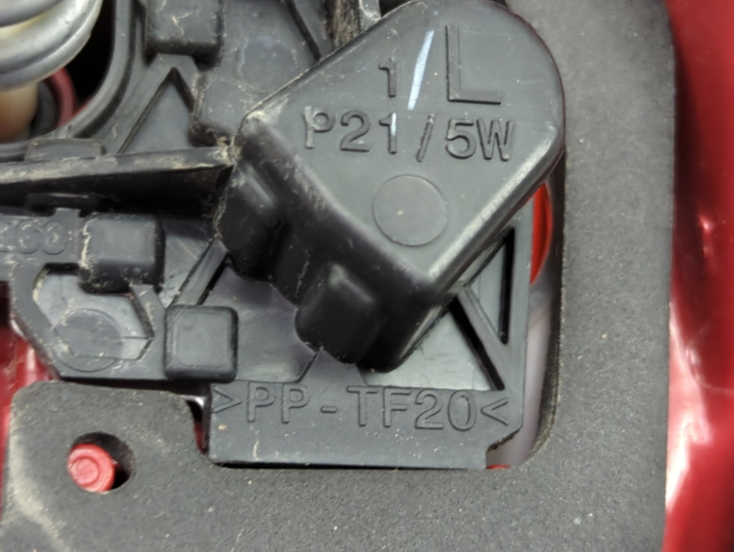 2011-2014 Volkswagen Jetta Tail Light Assembly Driver Left OEM P/N:PP-TF20 Fits Fits 2011 2012 2013 2014 OEM Used Auto Parts