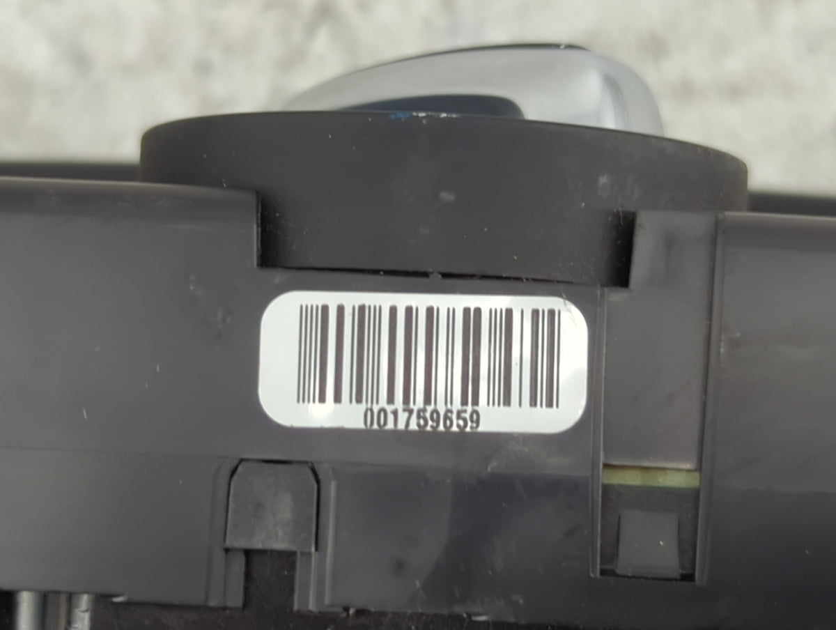 2011-2014 Volkswagen Jetta Climate Control Module Temperature AC/Heater Replacement P/N:T44501HAC701 90151-9070/000 Fits OEM