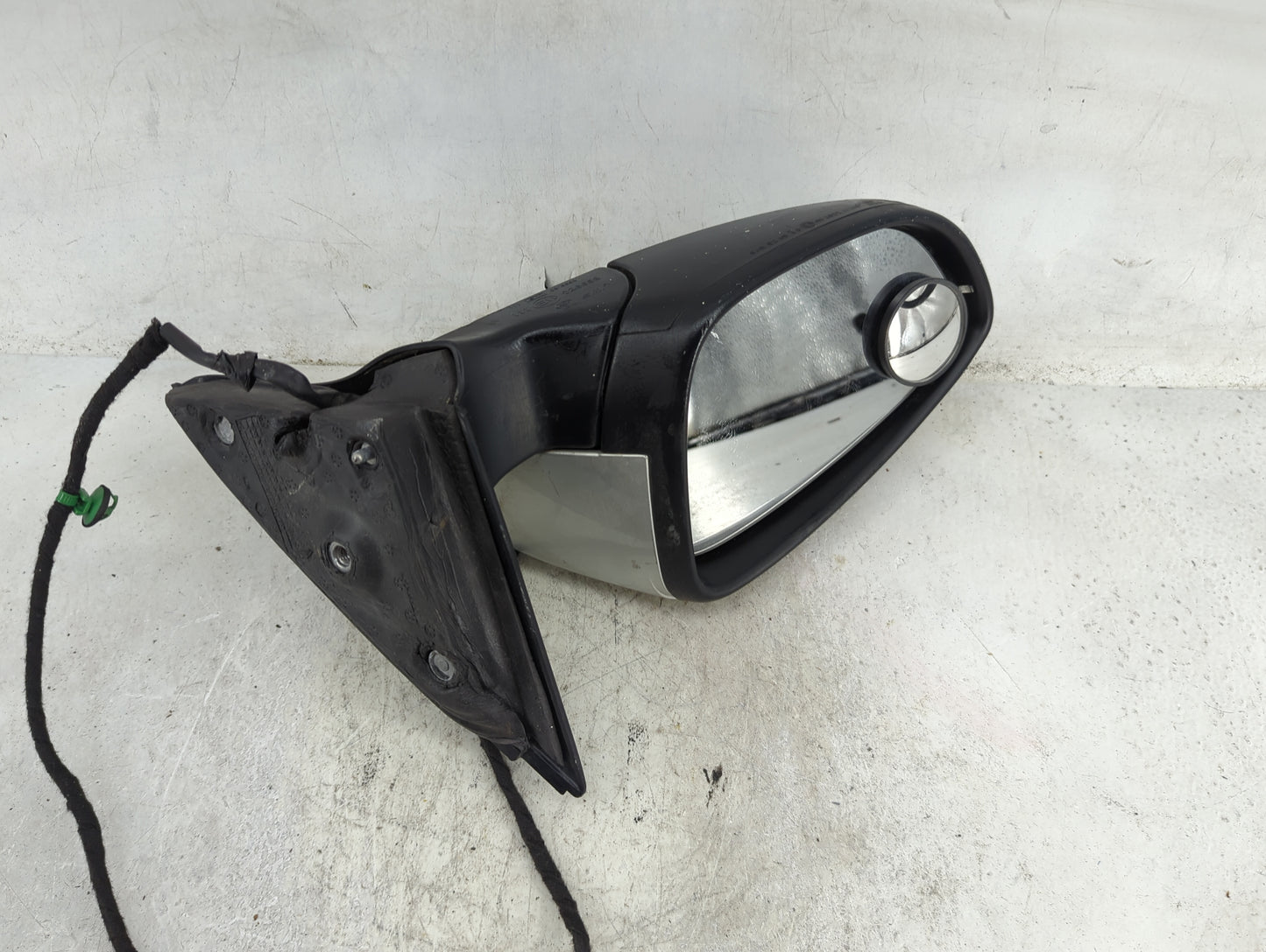 2011-2016 Volkswagen Jetta Driver Side View Mirror - Left Door Mirror OEM Used - Oemusedautoparts1.com
