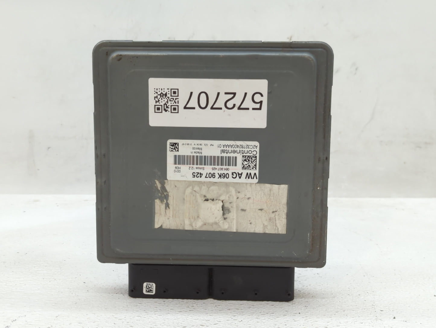2014 Volkswagen Jetta PCM Engine Control Computer ECU ECM PCU OEM P/N:06K 907 425 Fits OEM Used Auto Parts - Oemusedautopart