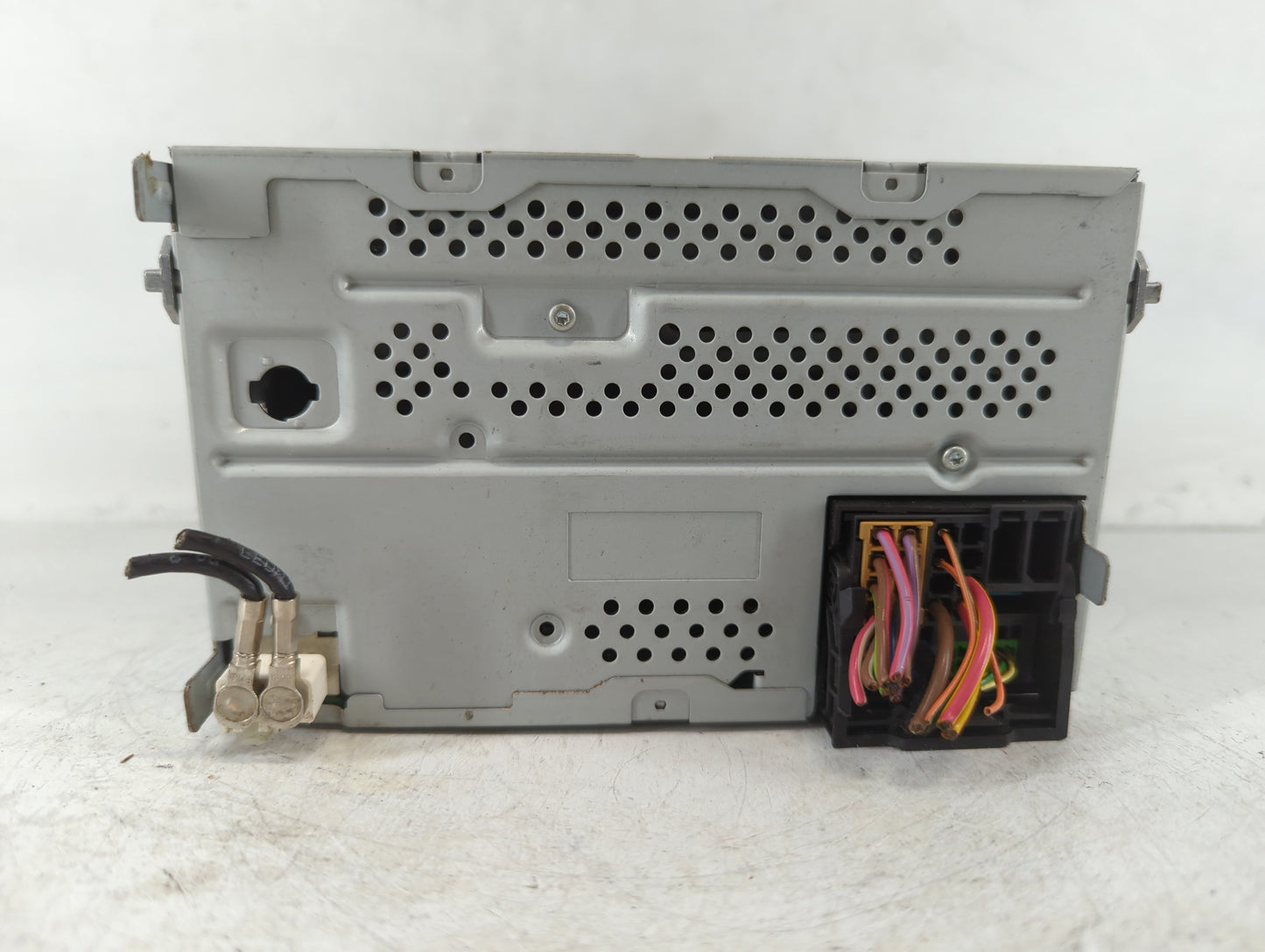 2011-2014 Volkswagen Jetta Am Fm Cd Player Radio Receiver - Oemusedautoparts1.com