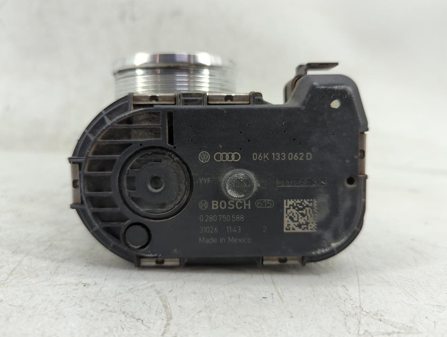 2014-2017 Volkswagen Passat Throttle Body P/N:06K133062D Fits Fits 2014 2015 2016 2017 OEM Used Auto Parts - Oemusedautopart