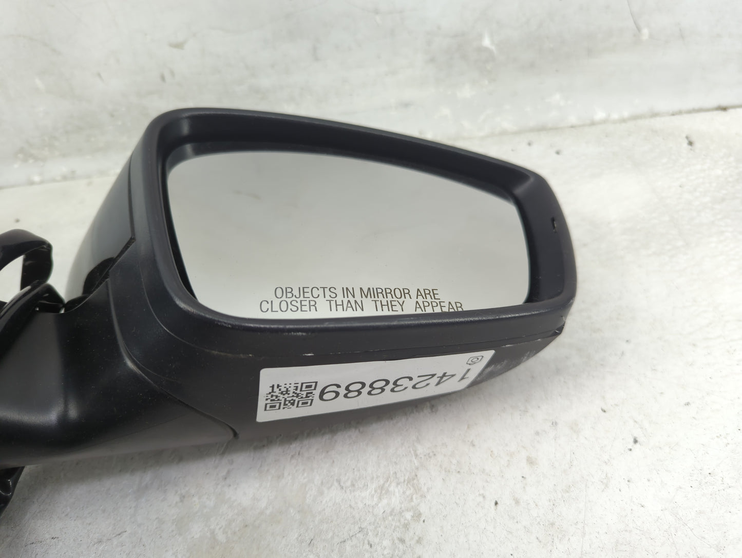 2013-2015 Volkswagen Passat Passenger Side View Mirror - Right Door Mirror OEM Used - Oemusedautoparts1.com