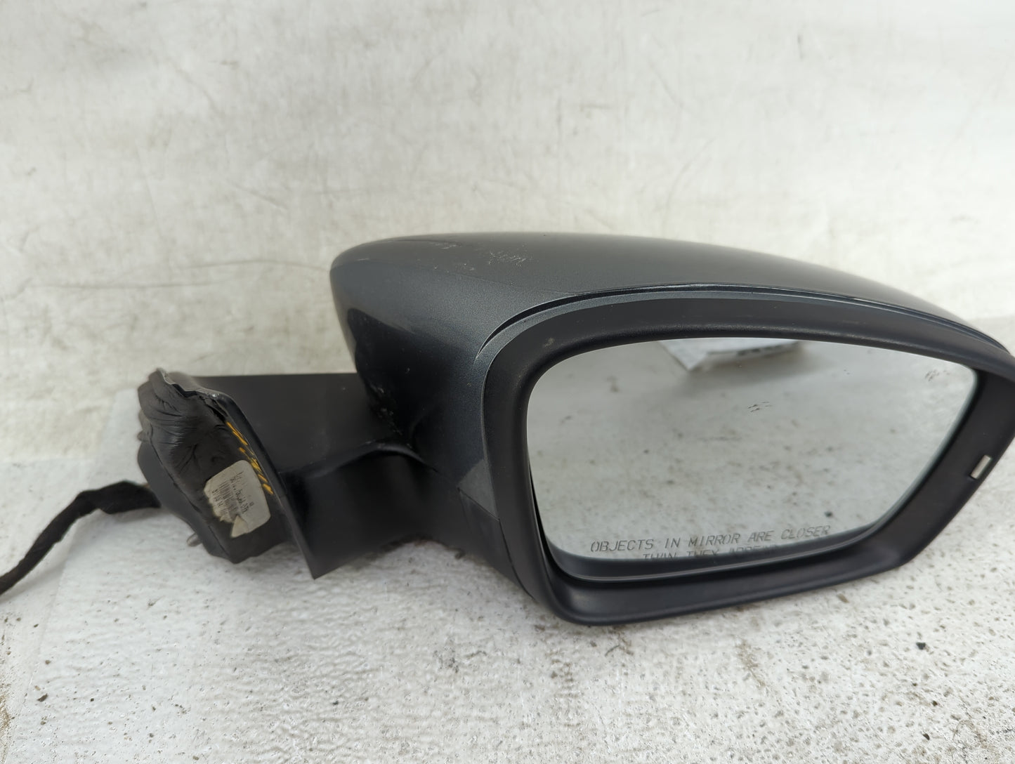 2013-2015 Volkswagen Passat Passenger Side View Mirror - Right Door Mirror OEM Used - Oemusedautoparts1.com