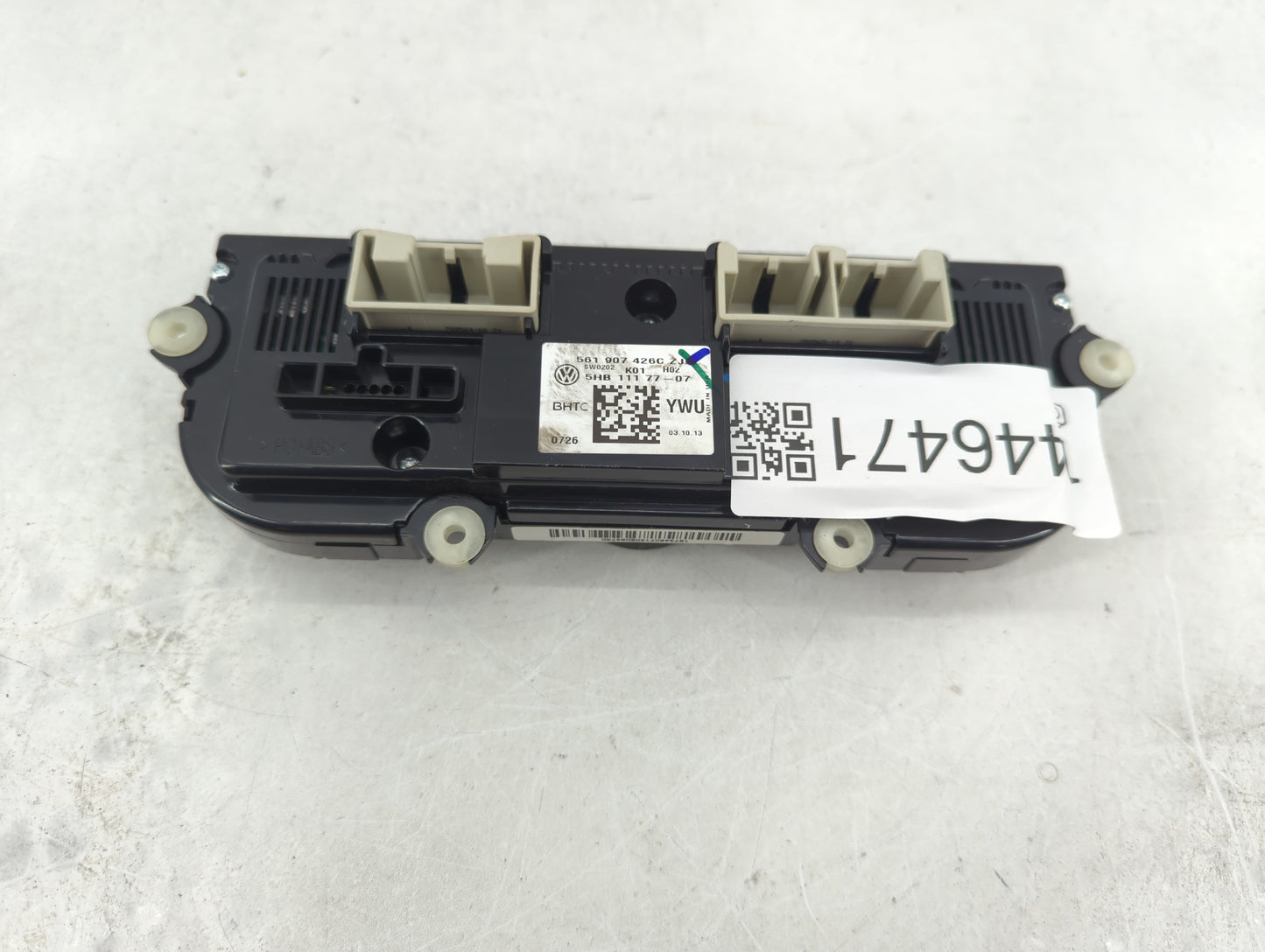 2013-2015 Volkswagen Passat Climate Control Module Temperature AC/Heater Replacement P/N:561907426C 5HB11177-07 Fits OEM Use