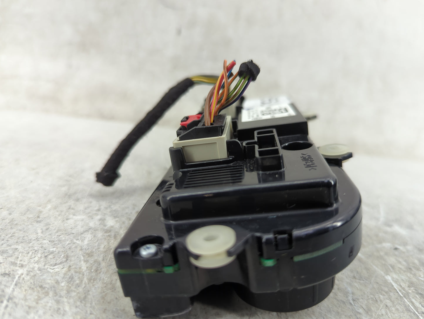 2013-2015 Volkswagen Passat Climate Control Module Temperature AC/Heater Replacement P/N:561907426C 5HB11177-07 Fits OEM Use