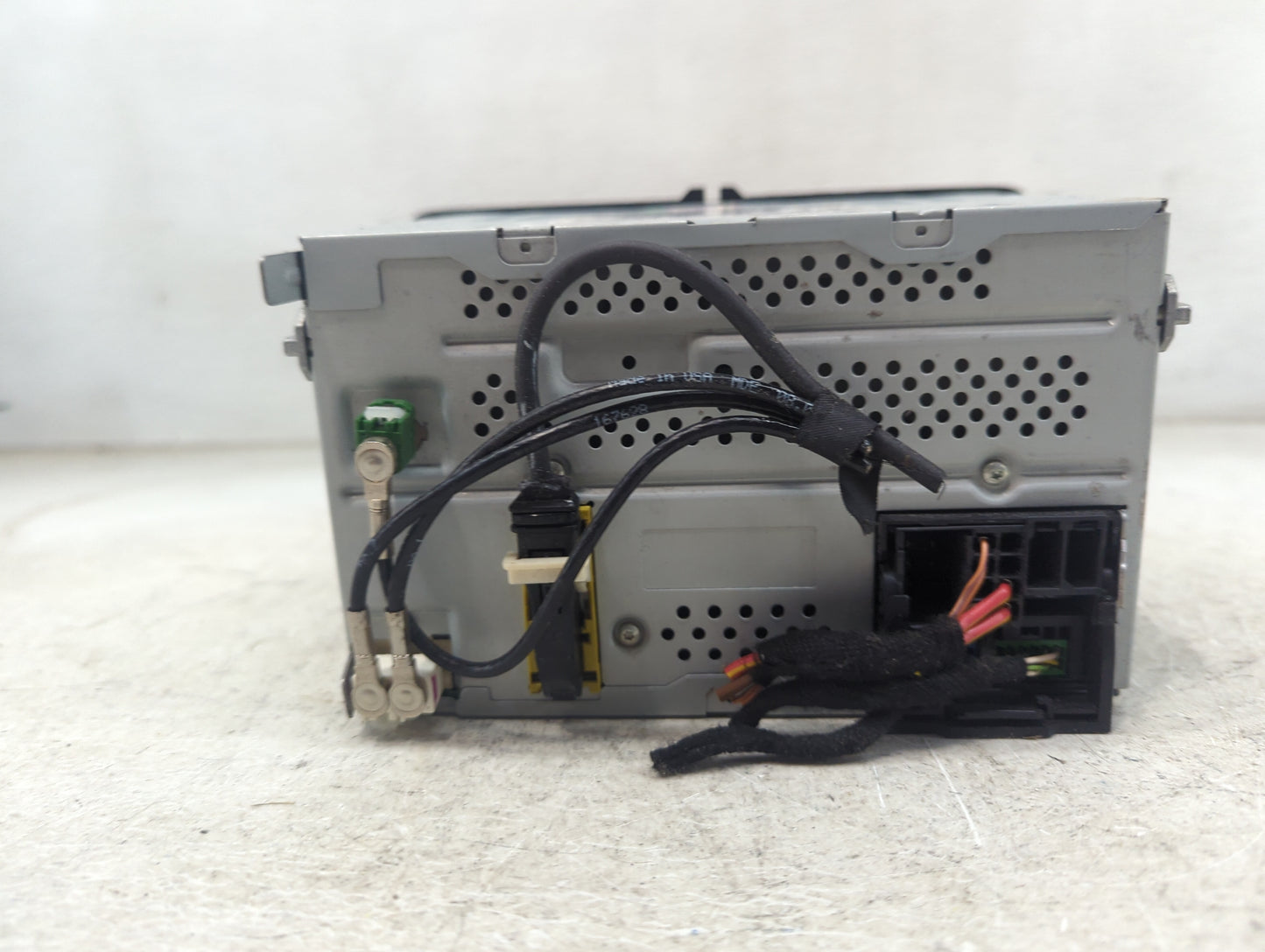 2012-2015 Volkswagen Passat Radio AM FM Cd Player Receiver Replacement P/N:1K0035188F 28372940 Fits OEM Used Auto Parts - Oe