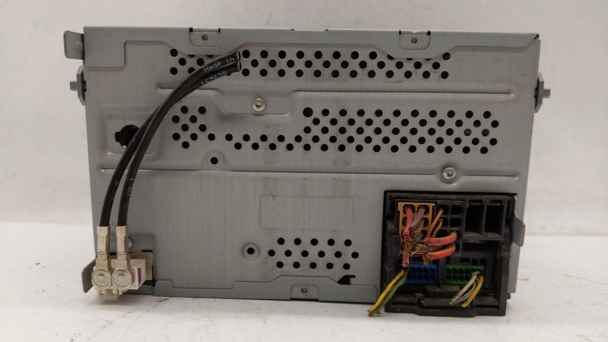 2012-2015 Volkswagen Passat Am Fm Cd Player Radio Receiver 243496 - Oemusedautoparts1.com