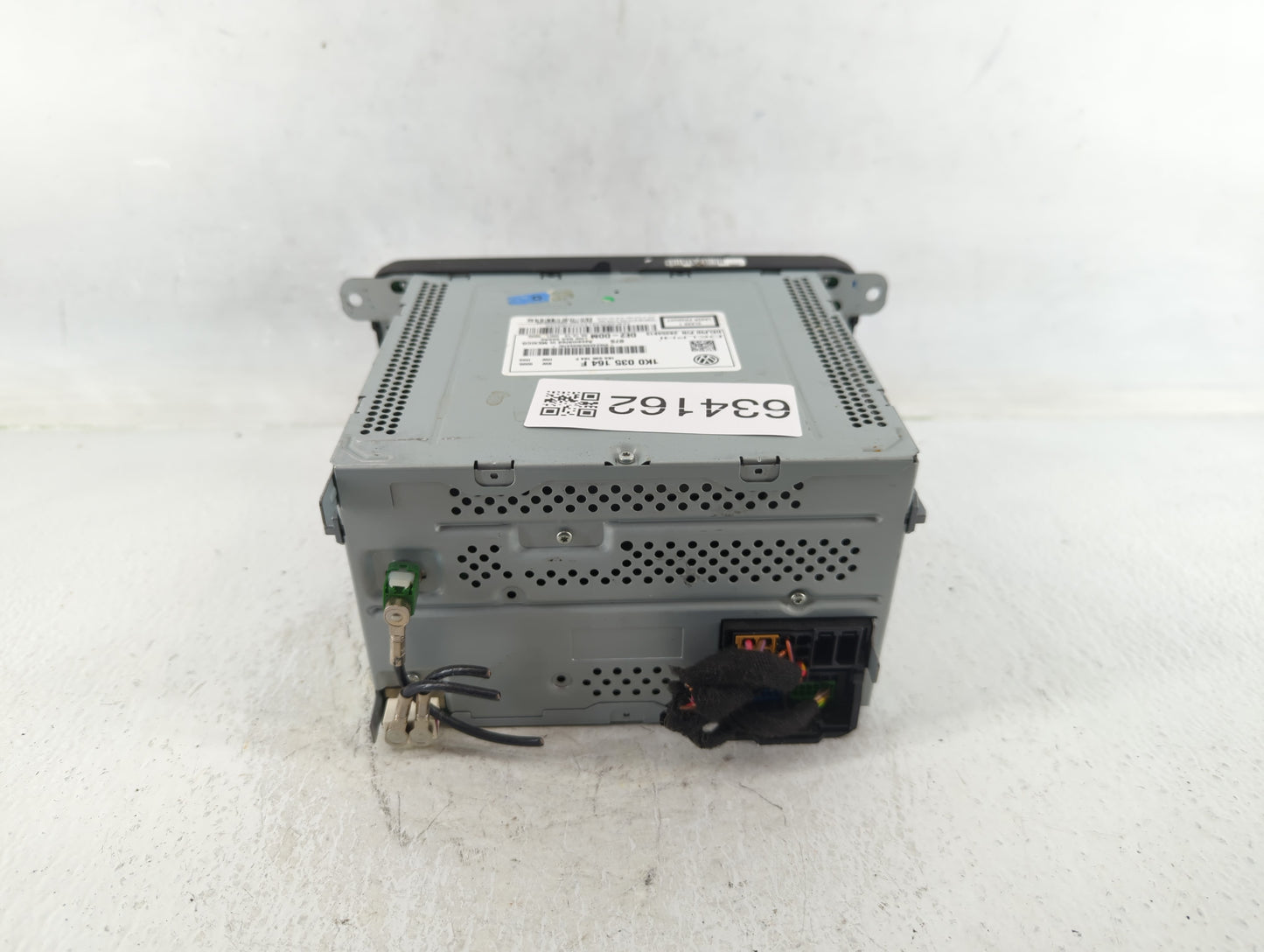 2012-2015 Volkswagen Passat Am Fm Cd Player Radio Receiver - Oemusedautoparts1.com