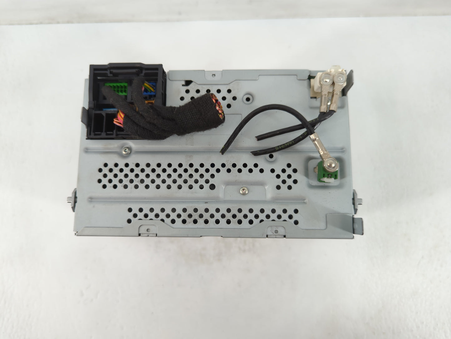 2013-2015 Volkswagen Passat Am Fm Cd Player Radio Receiver - Oemusedautoparts1.com