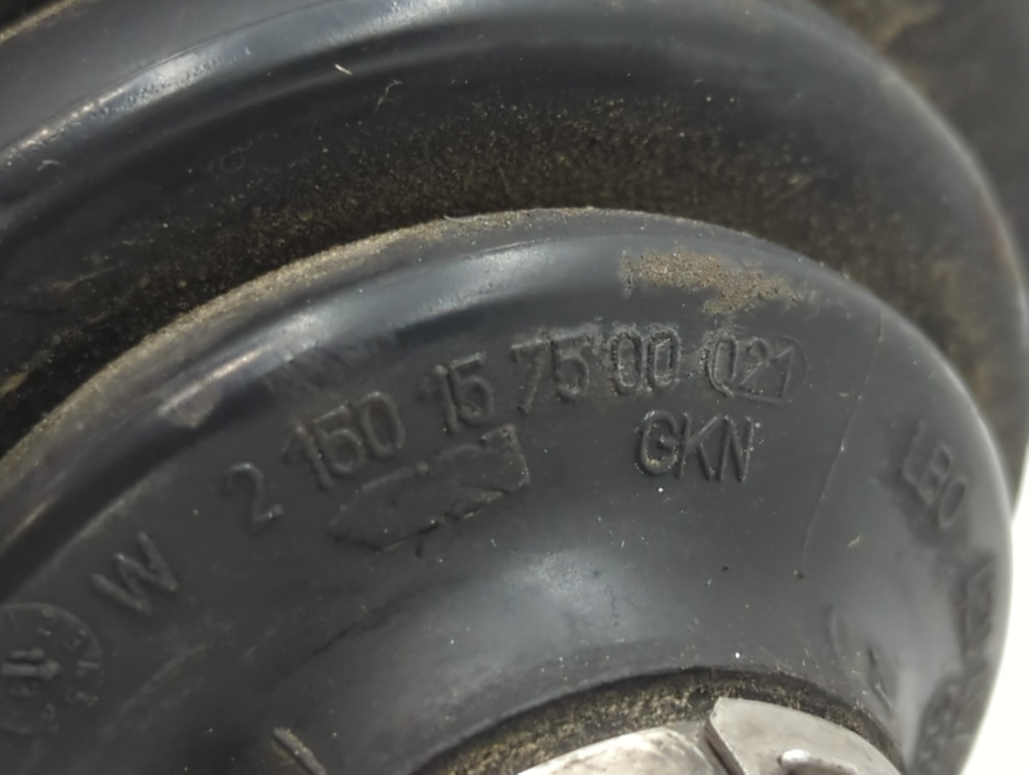 2012-2015 Volkswagen Passat Axle Shaft Front Passenger Cv C/v 775640 - Oemusedautoparts1.com