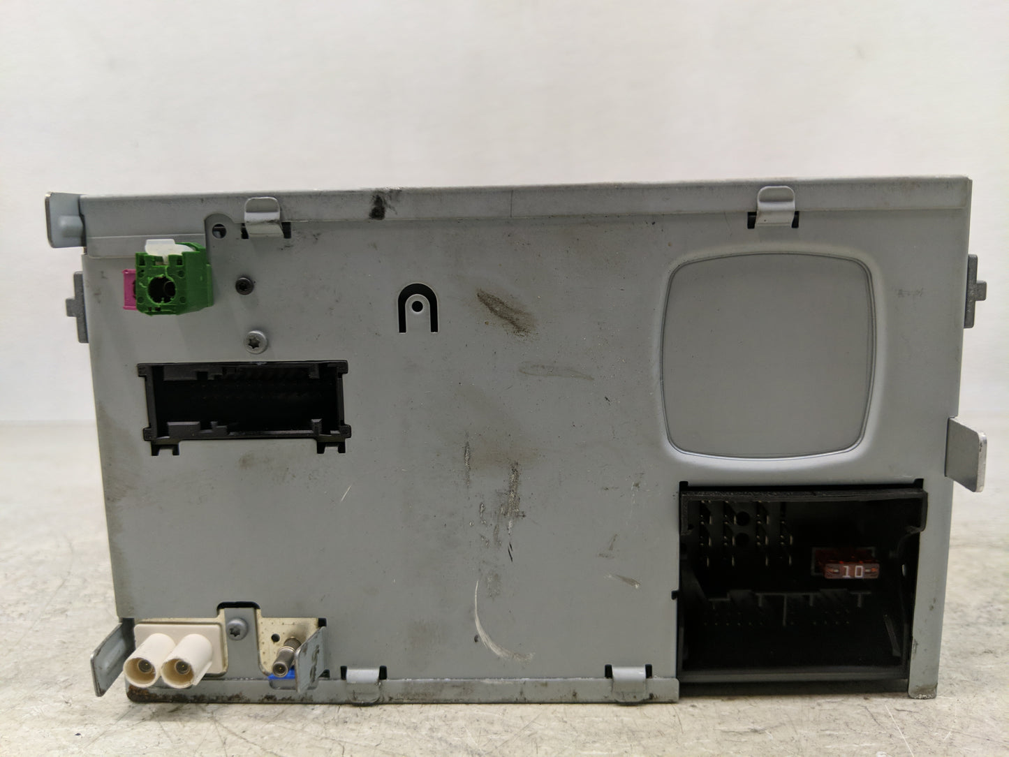 2009-2017 Volkswagen Tiguan Radio AM FM Cd Player Receiver Replacement P/N:VW RNS 315 NAR Fits OEM Used Auto Parts - Oemused
