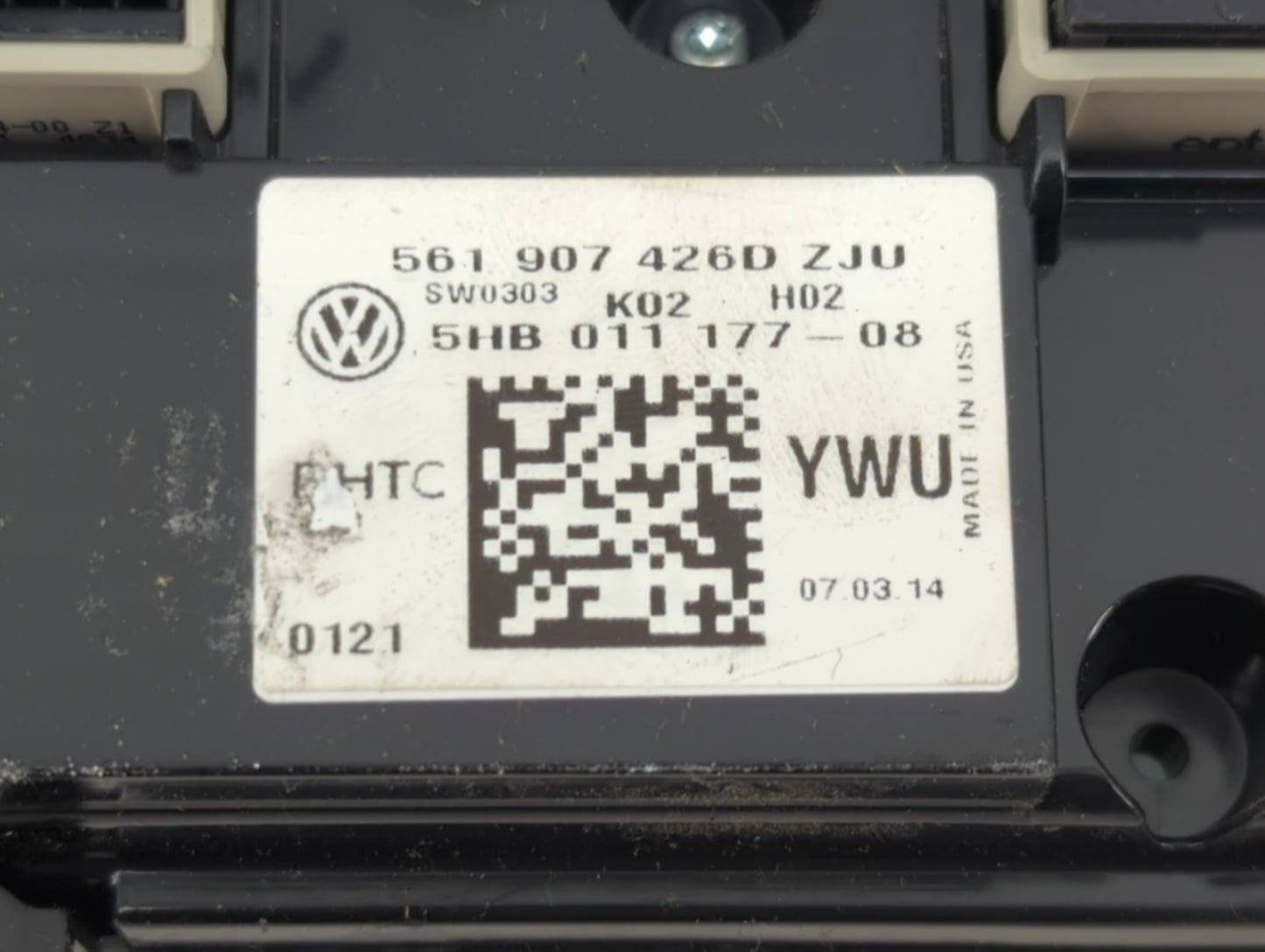 2013-2015 Volkswagen Tiguan Climate Control Module Temperature AC/Heater Replacement P/N:561907426DZJU 5HB011177-08 Fits OEM