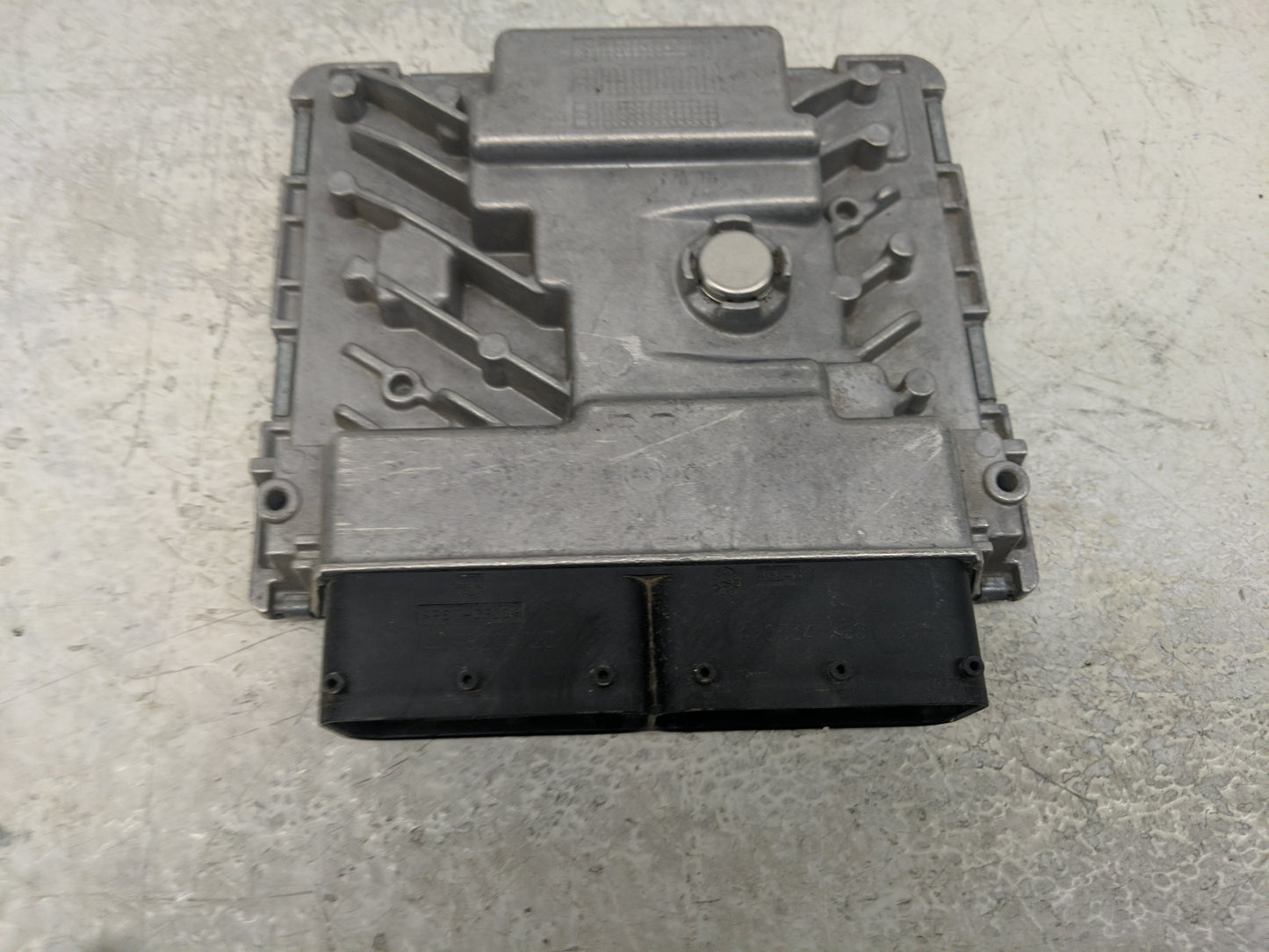 2015 Audi A3 PCM Engine Control Computer ECU ECM PCU OEM P/N:06K 907 425 B Fits Fits 2016 2017 OEM Used Auto Parts - Oemused