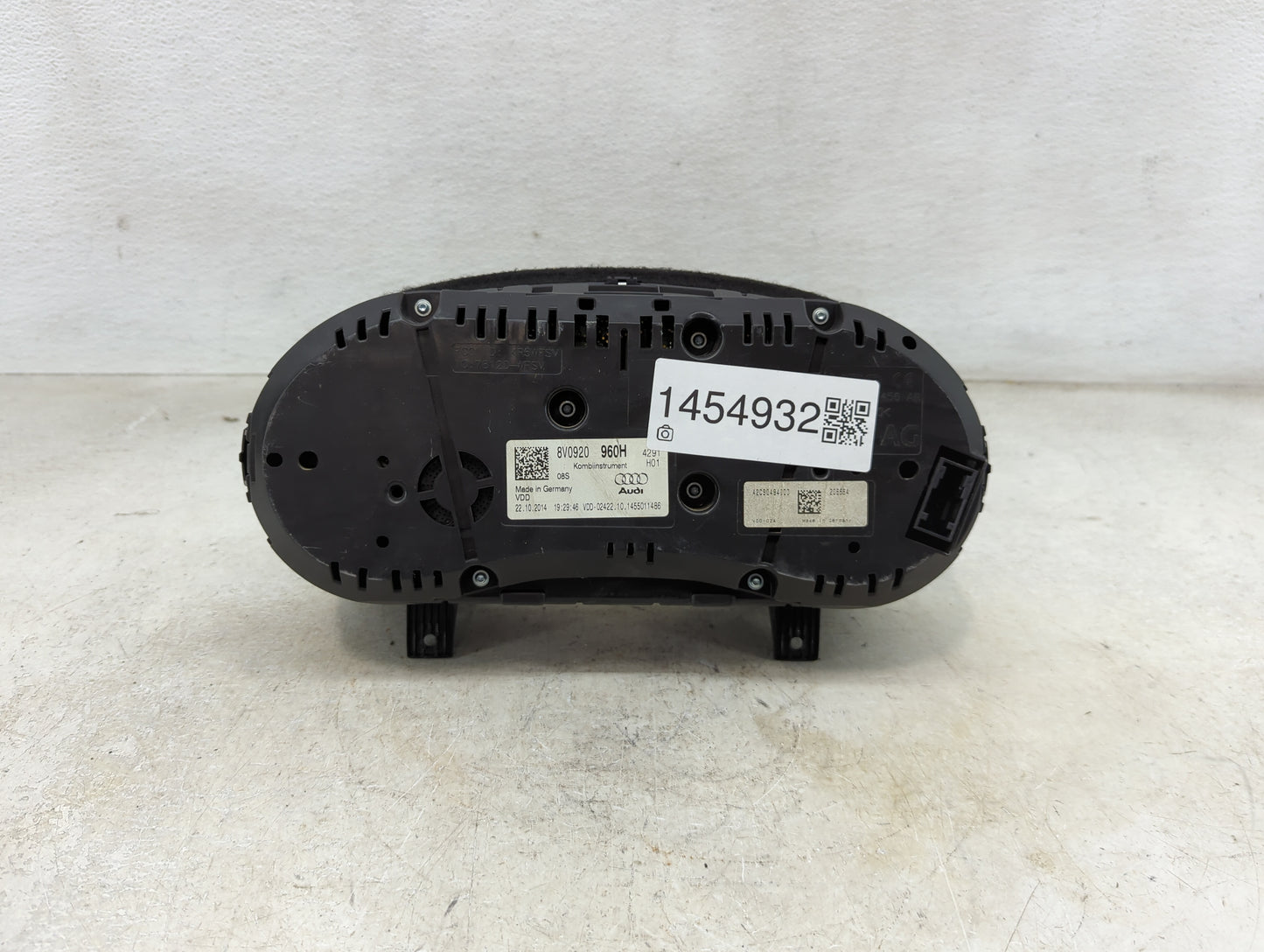 2015-2018 Audi A3 Instrument Cluster Speedometer Gauges P/N:8V0920960H Miles: Fits Fits 2015 2016 2017 2018 OEM Used Auto Pa