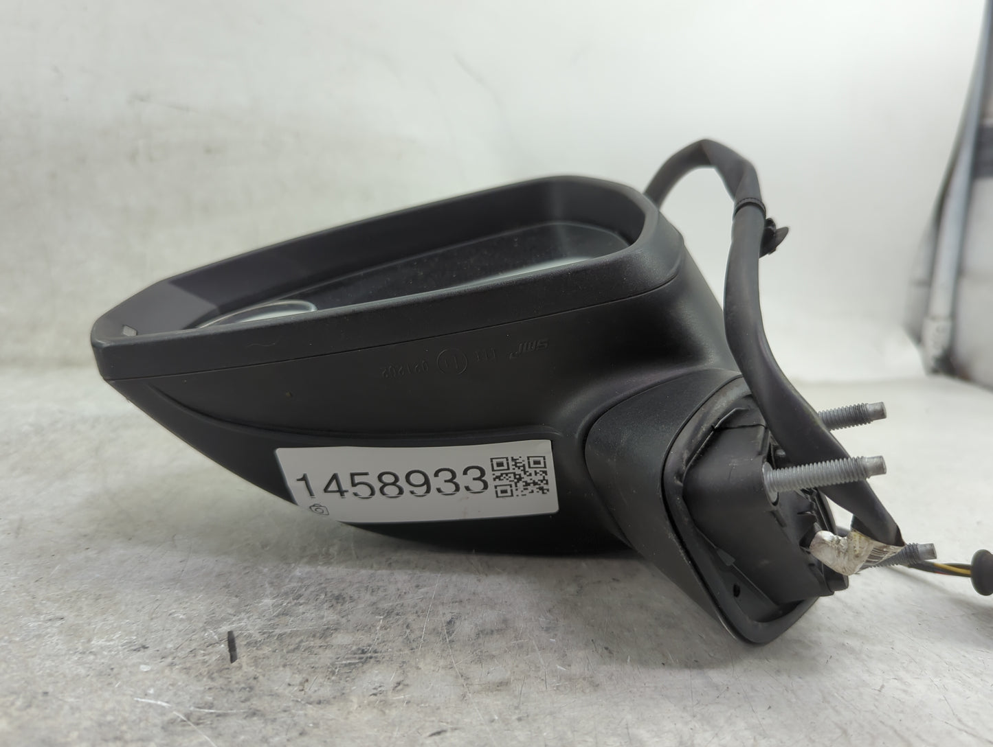 2015-2018 Audi A3 Driver Side View Mirror - Left Door Mirror OEM Used - Oemusedautoparts1.com