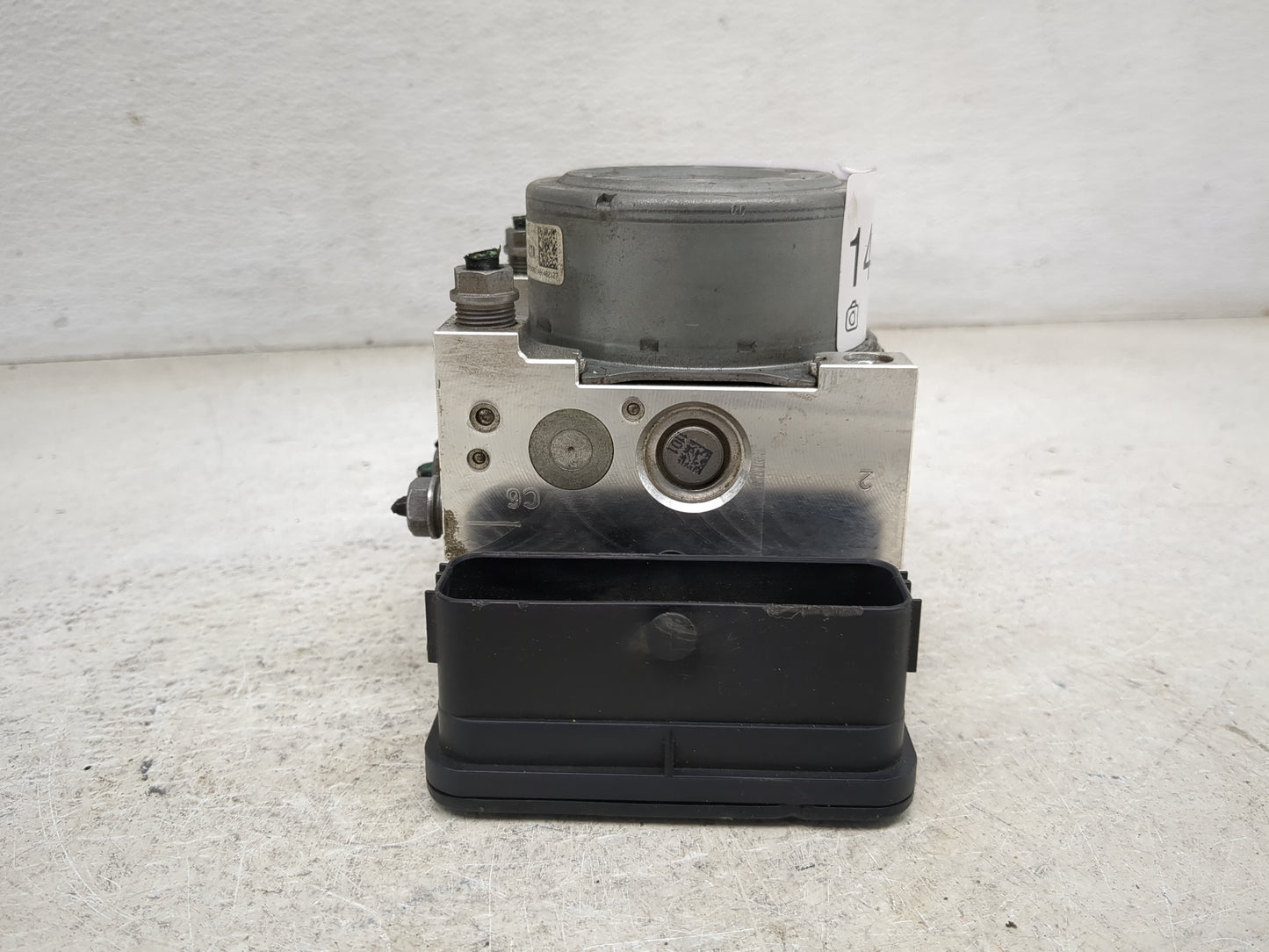 2015-2016 Audi A3 ABS Pump Control Module Replacement P/N:5Q0614517T 10.0220-0373.4 Fits Fits 2015 2016 OEM Used Auto Parts