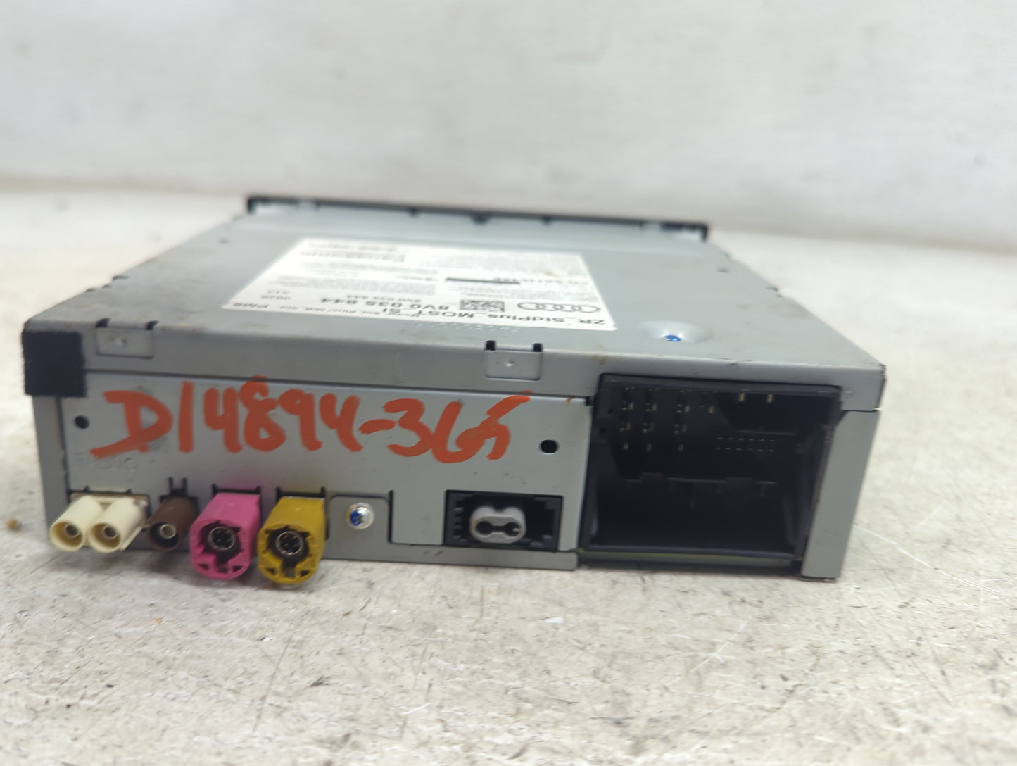 2015-2018 Audi A3 Radio AM FM Cd Player Receiver Replacement P/N:8V0035844 CQ-SA14E4AE Fits Fits 2015 2016 2017 2018 OEM Use