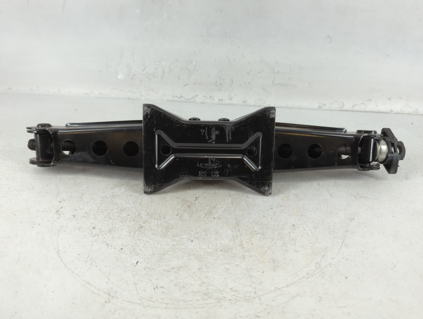 2015 Audi A3 Spare Scissor Car Jack - Oemusedautoparts1.com