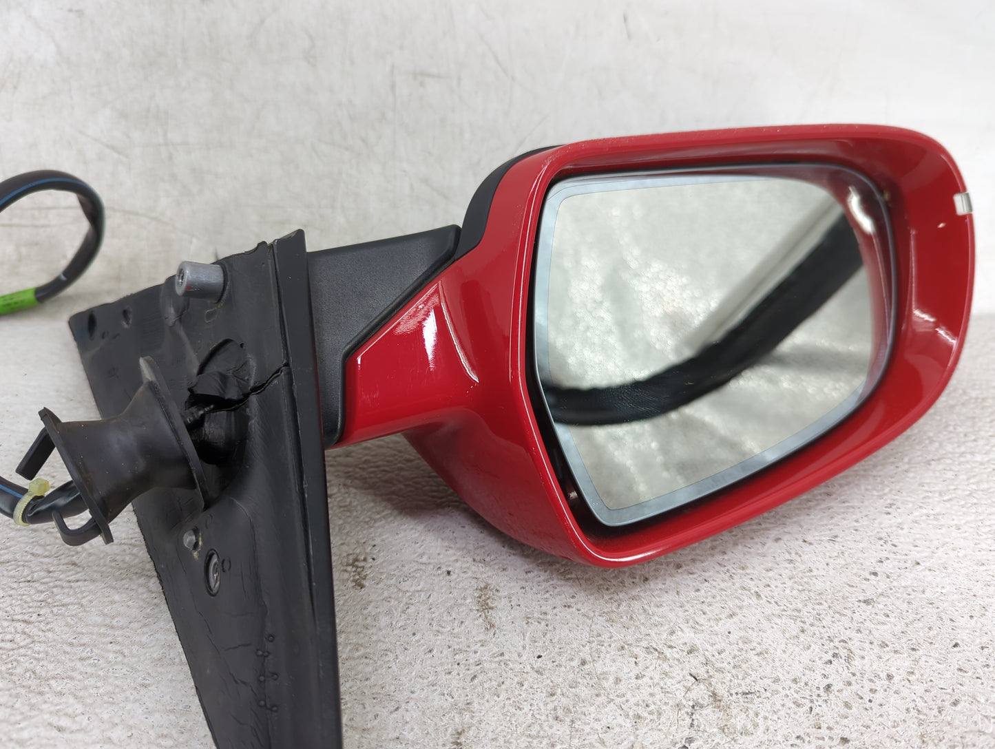 2010-2016 Audi A4 Driver Side View Mirror - Left Door Mirror OEM Used - Oemusedautoparts1.com