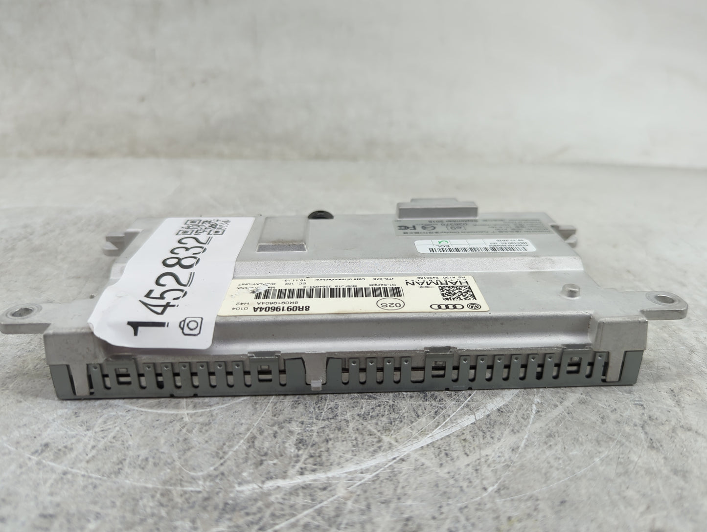 2013-2016 Audi A4 Information Display Screen - Oemusedautoparts1.com