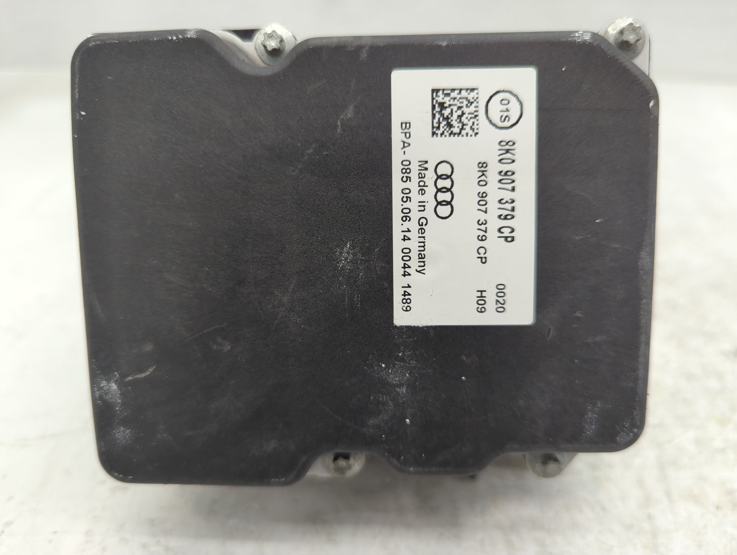 2014-2017 Audi A5 ABS Pump Control Module Replacement P/N:8K0 614 517 HA Fits Fits 2014 2015 2016 2017 OEM Used Auto Parts -