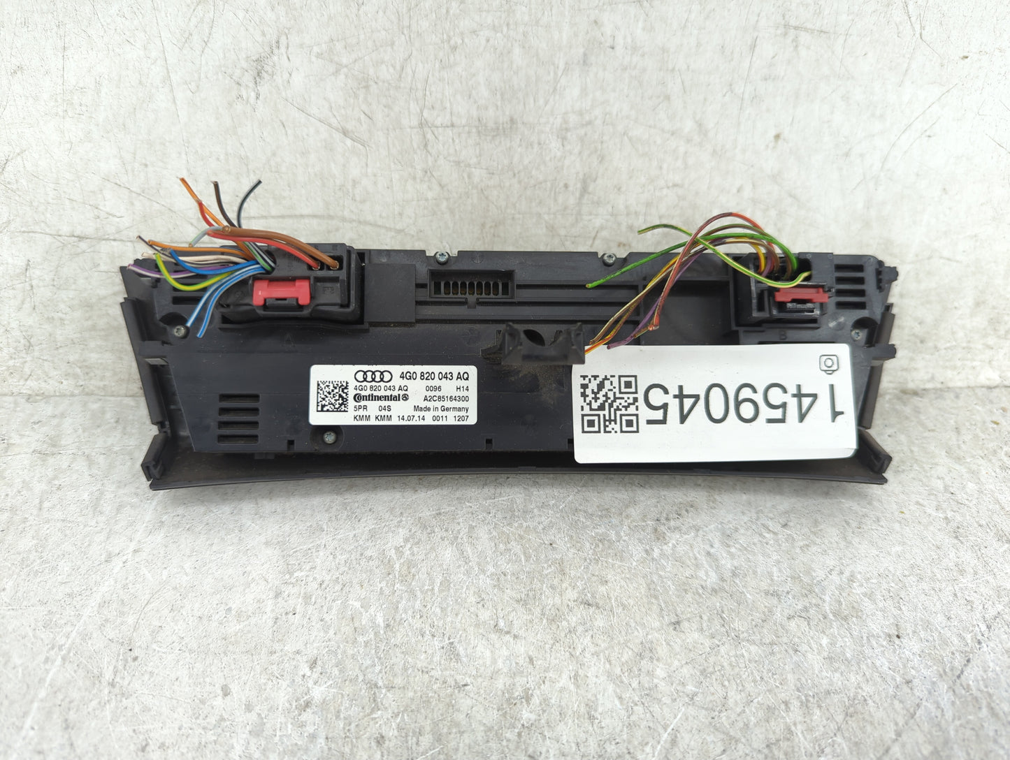 2014-2017 Audi A6 Climate Control Module Temperature AC/Heater Replacement P/N:4G0 820 043 AQ Fits OEM Used Auto Parts - Oem
