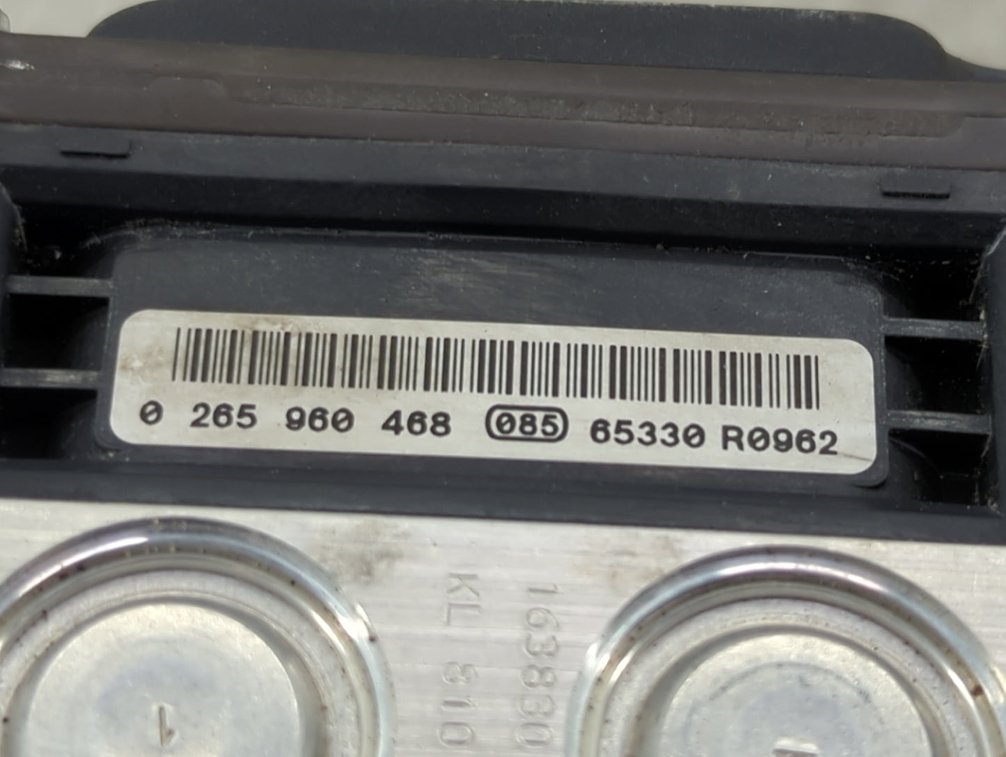 2015-2016 Audi A8 ABS Pump Control Module Replacement P/N:0265250588 4H0614517S, 4H0614517 Fits Fits 2015 2016 OEM Used Auto