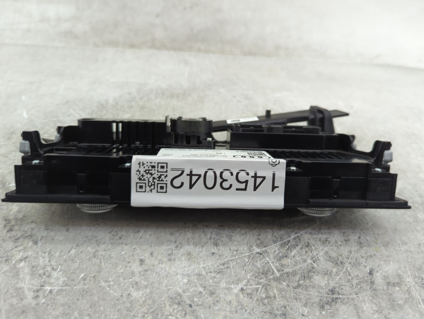 2013-2017 Audi Q5 Climate Control Module Temperature AC/Heater Replacement P/N:8K1820043AQ A2C92379900 Fits OEM Used Auto Pa