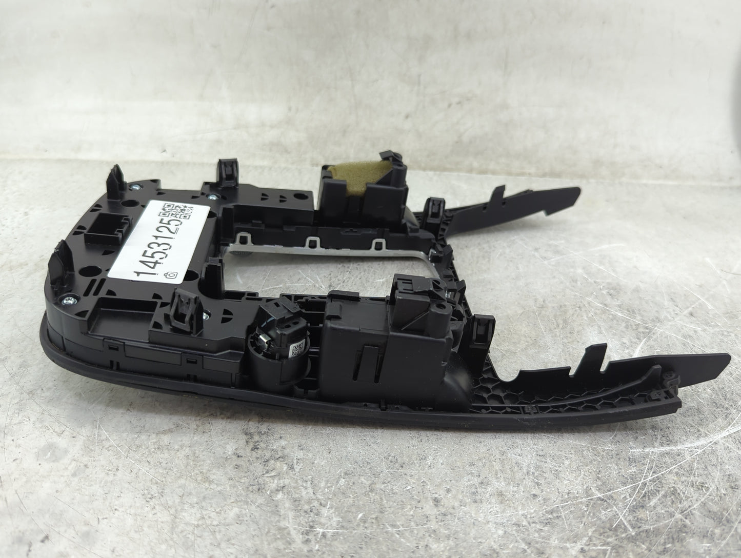 2015 Audi Q5 Climate Control Module Temperature AC/Heater Replacement P/N:8T0919611L 8T0919611LWFX Fits OEM Used Auto Parts
