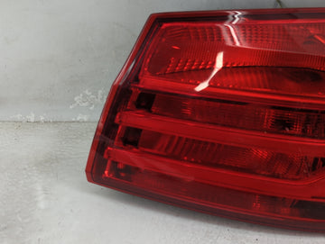 2014-2016 Bmw 428i Tail Light Assembly Passenger Right OEM P/N:7296100 Fits Fits 2014 2015 2016 2017 OEM Used Auto Parts