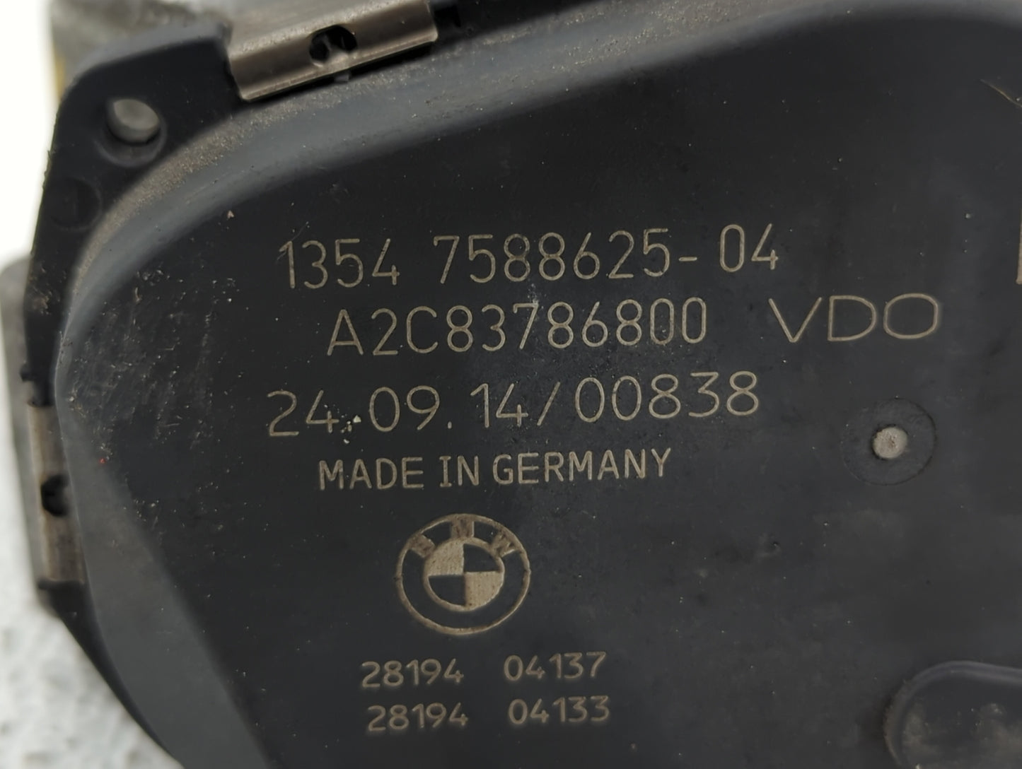 2014-2016 Bmw 428i Throttle Body P/N:1354 7588625-04 1354 7588625-03 Fits Fits 2012 2013 2014 2015 2016 2017 2018 OEM Used A