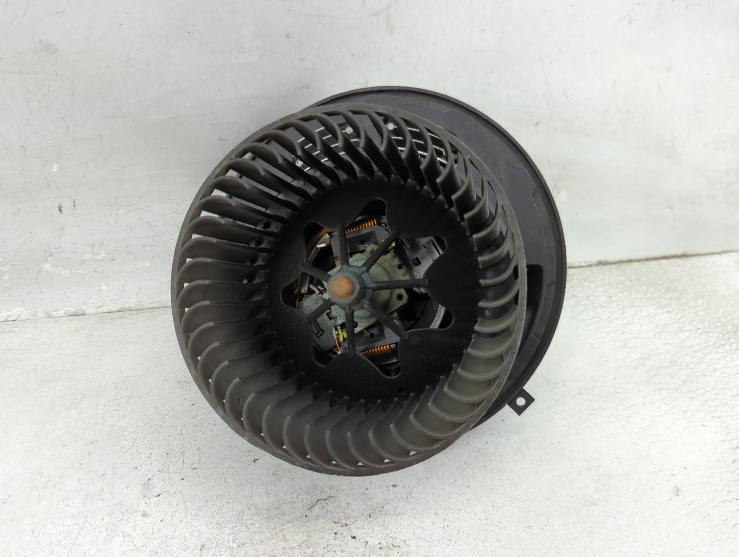 2012-2015 Bmw X1 Heater AC Blower Motor P/N:0500737 992849G Fits OEM Used Auto Parts - Oemusedautoparts1.com