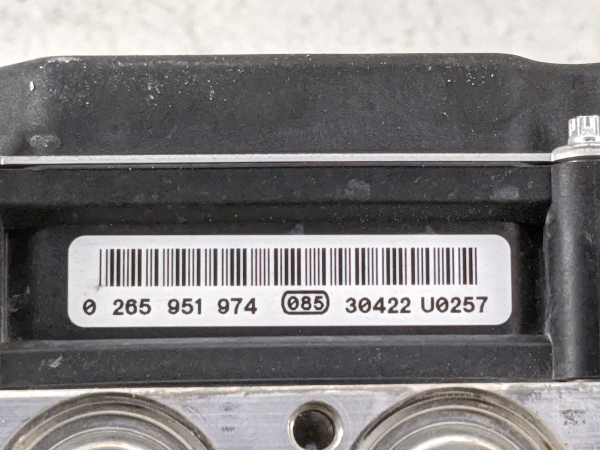 2013-2015 Bmw X1 Anti-Lock Brake ABS Pump Module Actuator OEM P/N:0265951974 0265234866, 34516860214-01 Fits Fits 2013 2014