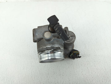 2012-2015 Bmw X1 Throttle Body P/N:1354 7588625-03 1354 7588625 Fits Fits 2012 2013 2014 2015 2016 2017 2018 OEM Used Auto Parts