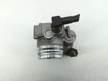 2012-2015 Bmw X1 Throttle Body P/N:30512 09430 30512 09457, 1354 7588625-03 Fits Fits 2012 2013 2014 2015 2016 2017 2018 OEM Used Auto Parts