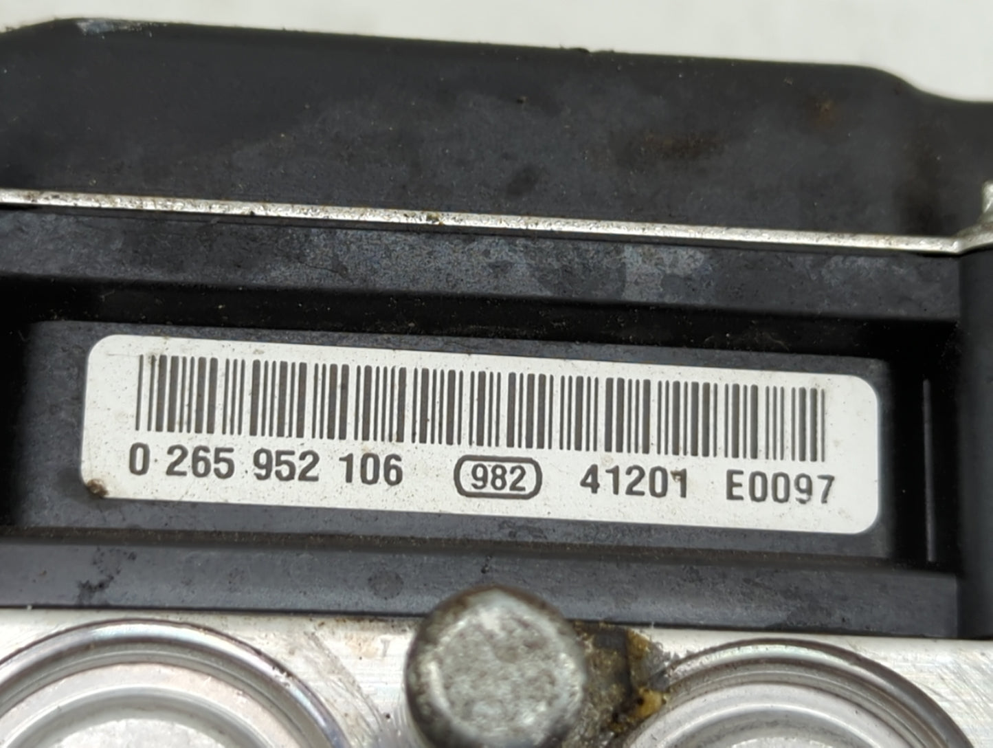 2012-2017 Buick Enclave ABS Pump Control Module Replacement P/N:22822156 23407415 Fits Fits 2012 2013 2014 2015 2016 2017 OE