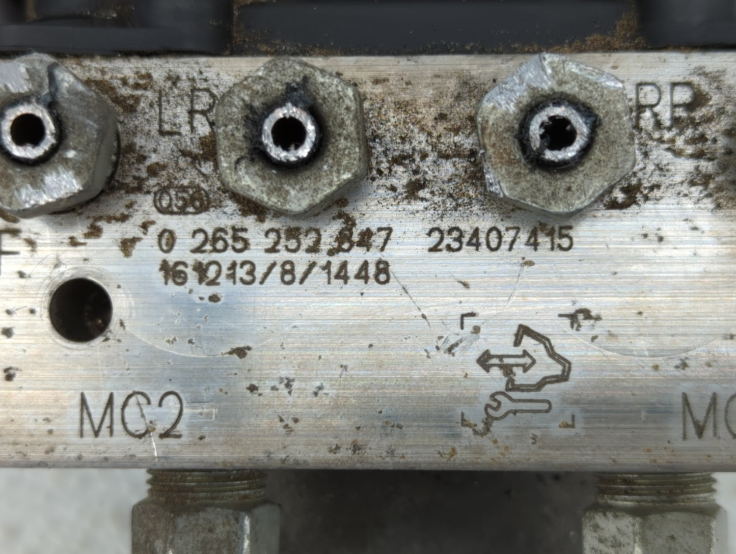 2012-2017 Buick Enclave ABS Pump Control Module Replacement P/N:22822156 23407415 Fits Fits 2012 2013 2014 2015 2016 2017 OE