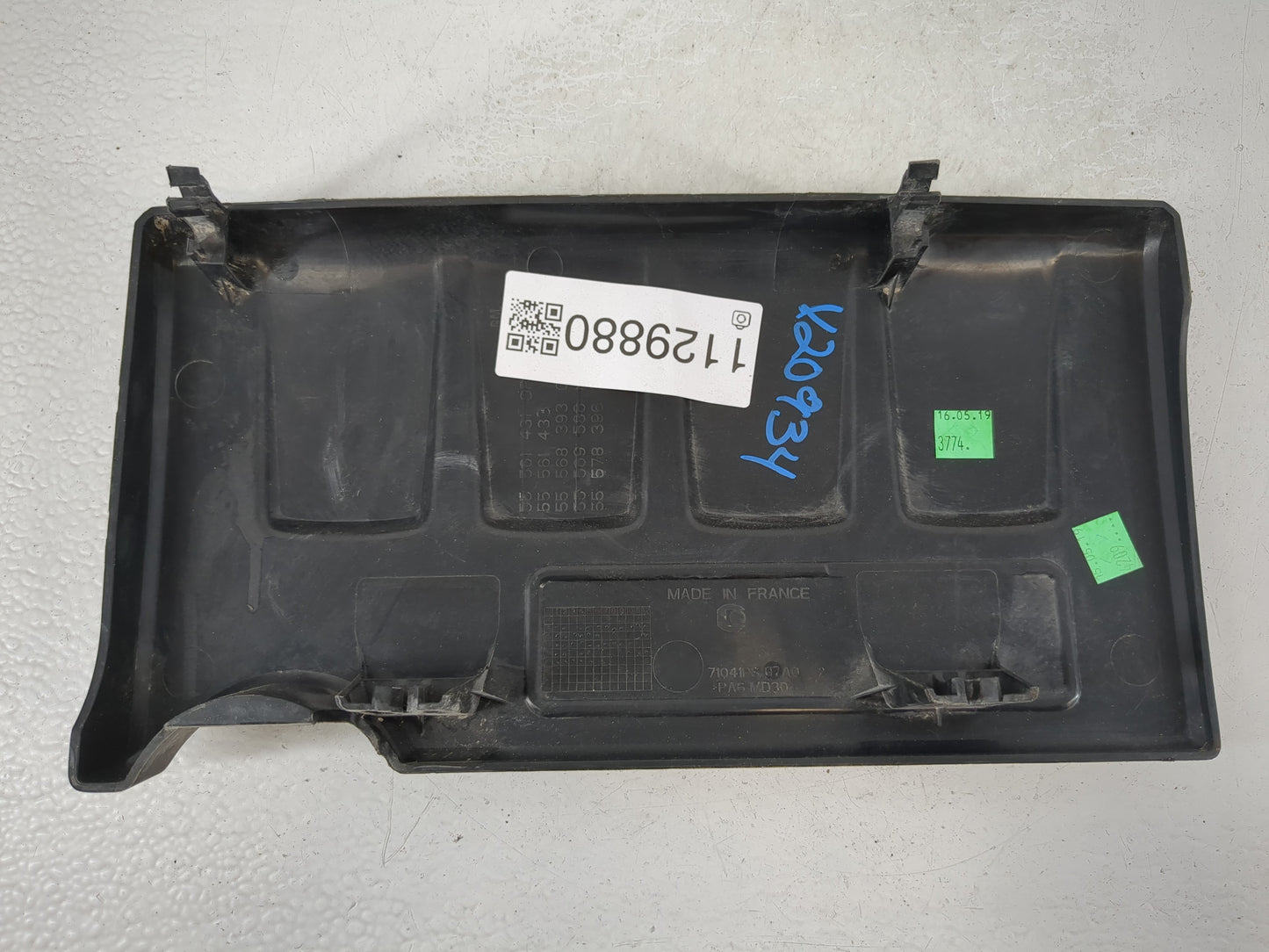 2015 Buick Encore Engine Cover - Oemusedautoparts1.com