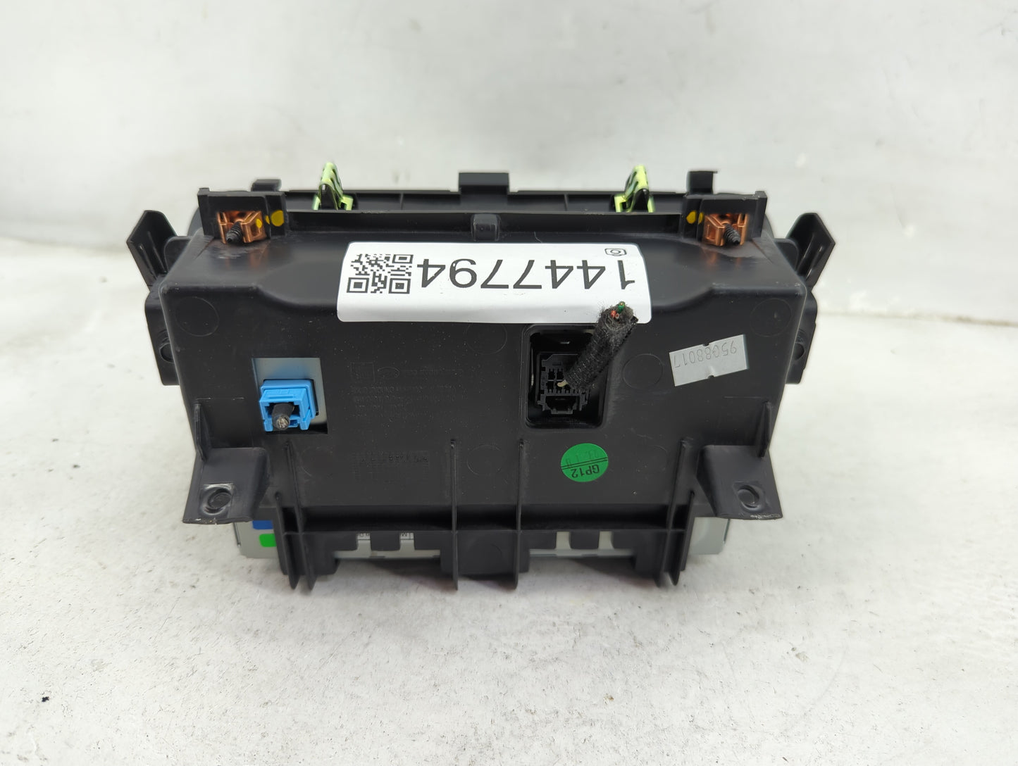2013-2016 Buick Encore Information Display Screen - Oemusedautoparts1.com