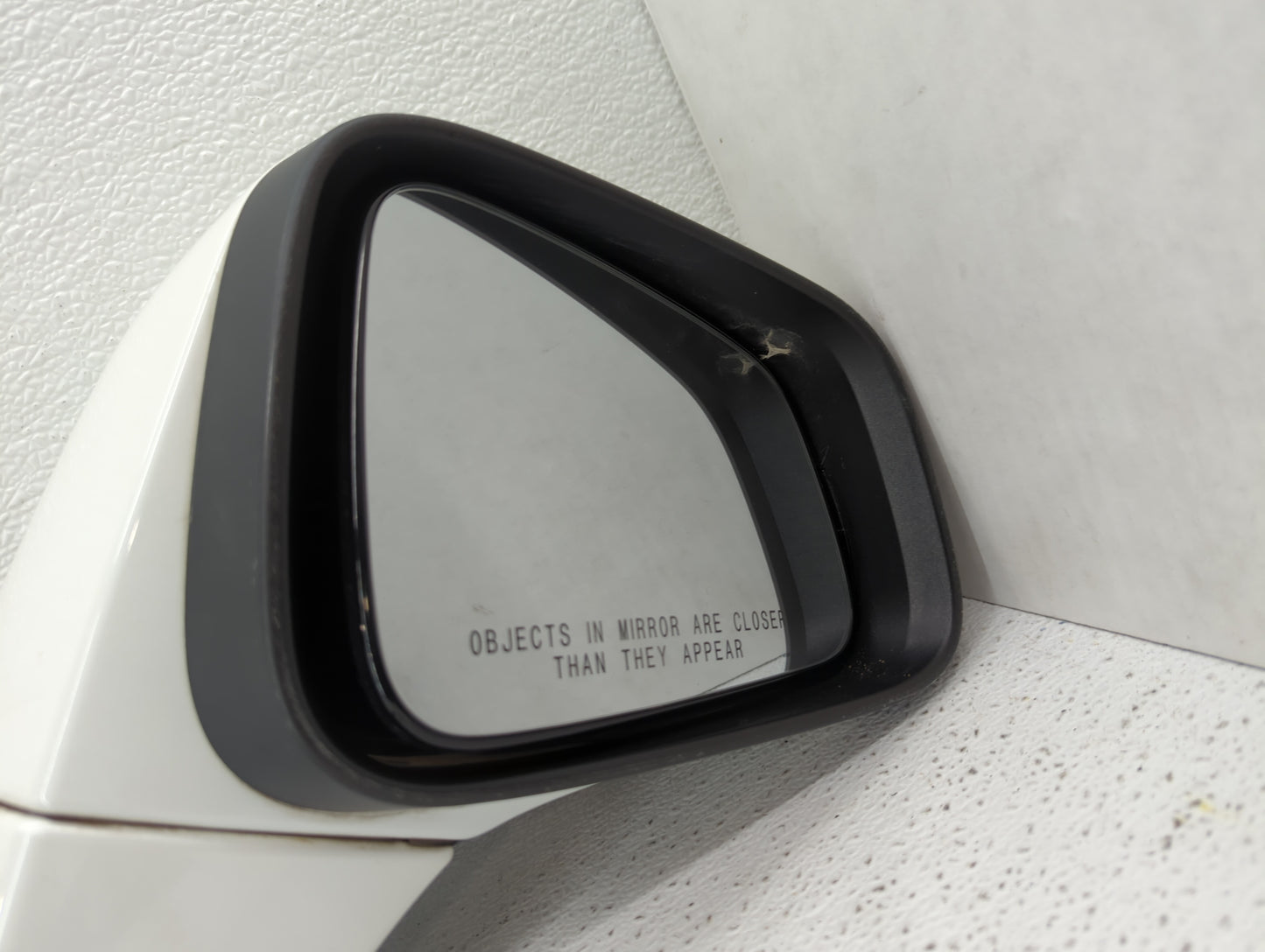 2014-2015 Buick Encore Driver Side View Mirror - Left Door Mirror OEM Used - Oemusedautoparts1.com