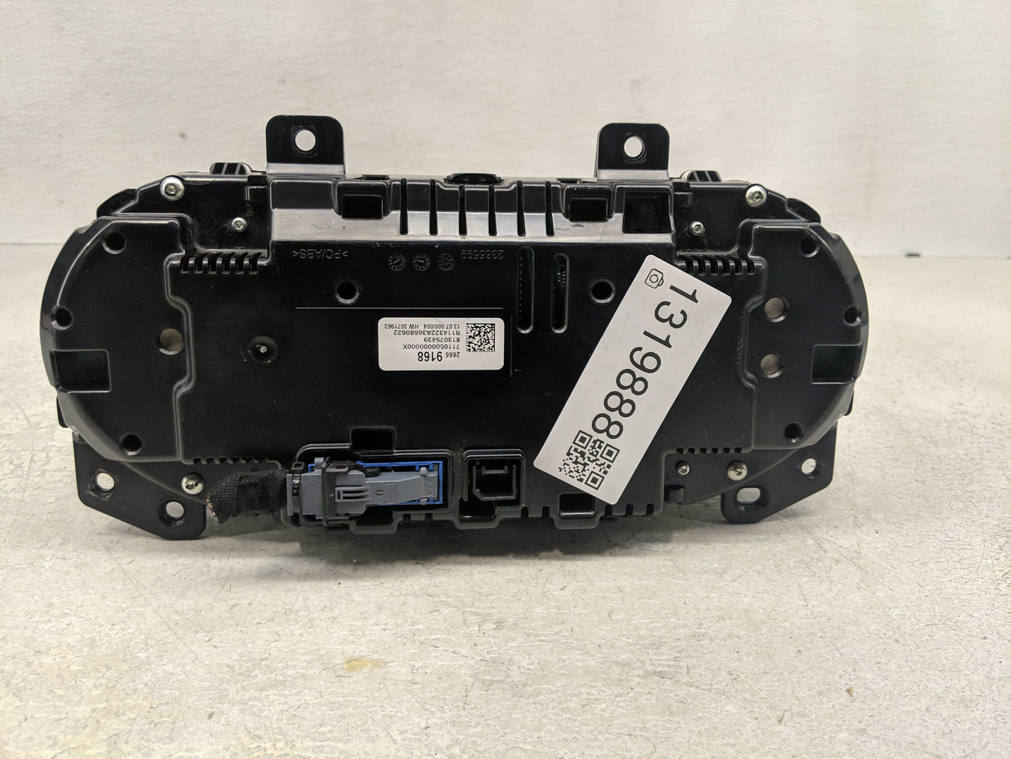 2015 Buick Lacrosse Instrument Cluster Speedometer Gauges P/N:26669168 Fits OEM Used Auto Parts - Oemusedautoparts1.com