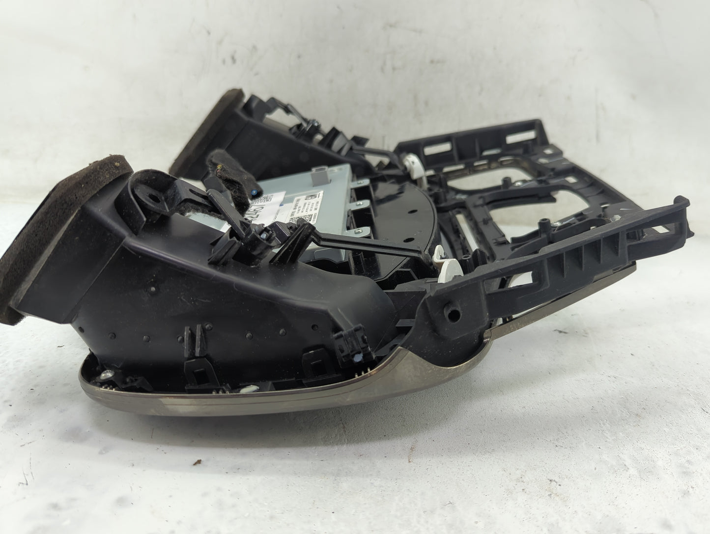 2014-2016 Buick Lacrosse Radio Control Panel - Oemusedautoparts1.com