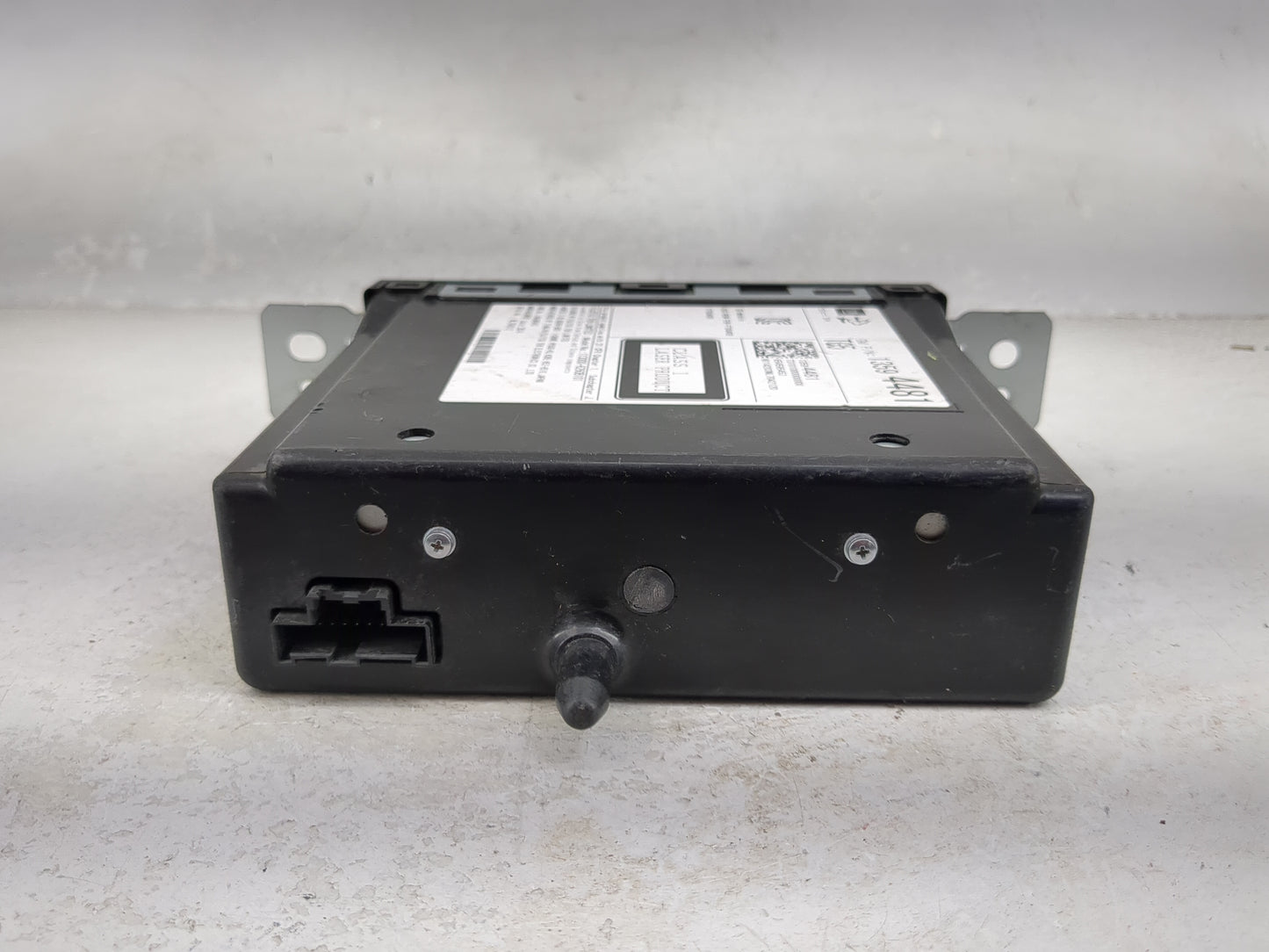 2015 Buick Lacrosse Radio AM FM Cd Player Receiver Replacement P/N:13594481 Fits OEM Used Auto Parts - Oemusedautoparts1.com