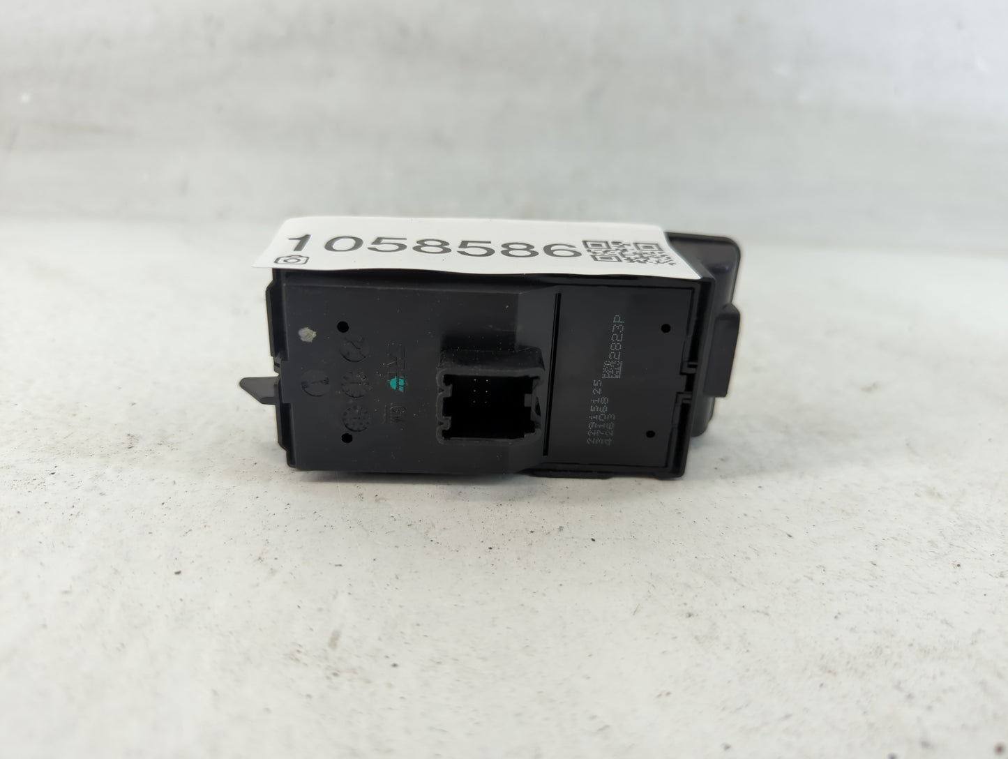 2015-2017 Buick Regal Master Power Window Switch Replacement Driver Side Left P/N:371068 22915125 Fits OEM Used Auto Parts -
