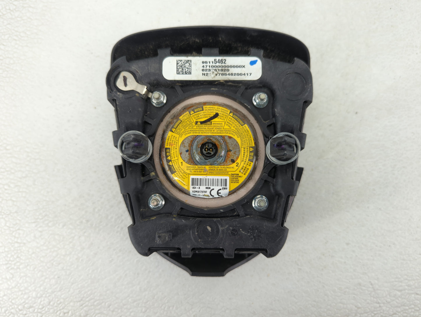2015 Cadillac Ats Air Bag Driver Left Steering Wheel Mounted P/N:VZPE6172737 Fits OEM Used Auto Parts - Oemusedautoparts1.co