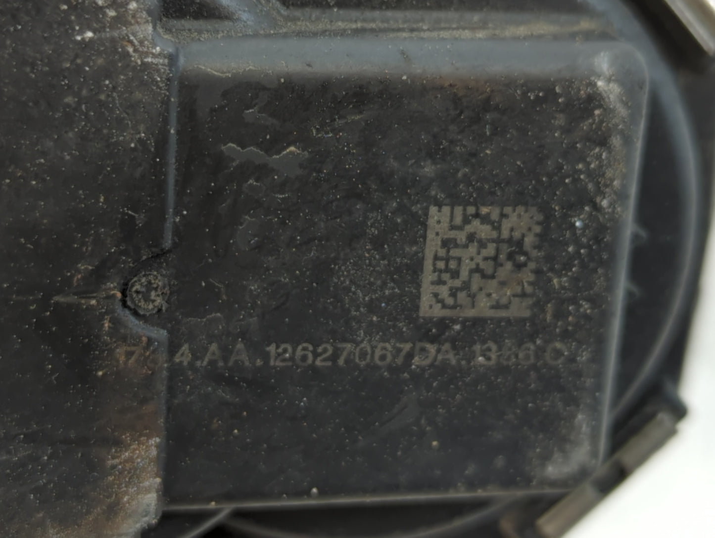 2013-2018 Cadillac Ats Throttle Body P/N:12627067DA Fits Fits 2013 2014 2015 2016 2017 2018 2019 2020 2021 OEM Used Auto Par