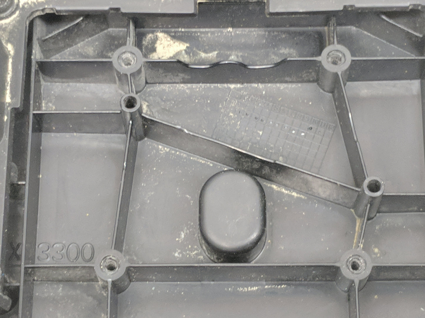 2015 Chevrolet Captiva Sport Center Console Armrest Cover Lid Fits OEM Used Auto Parts - Oemusedautoparts1.com