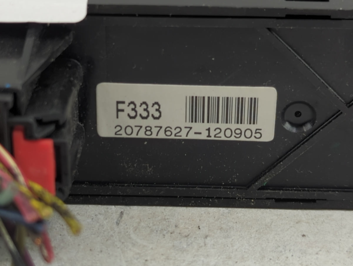 2015 Chevrolet Captiva Sport Hazard Switch F333|20787627-120905 - Oemusedautoparts1.com