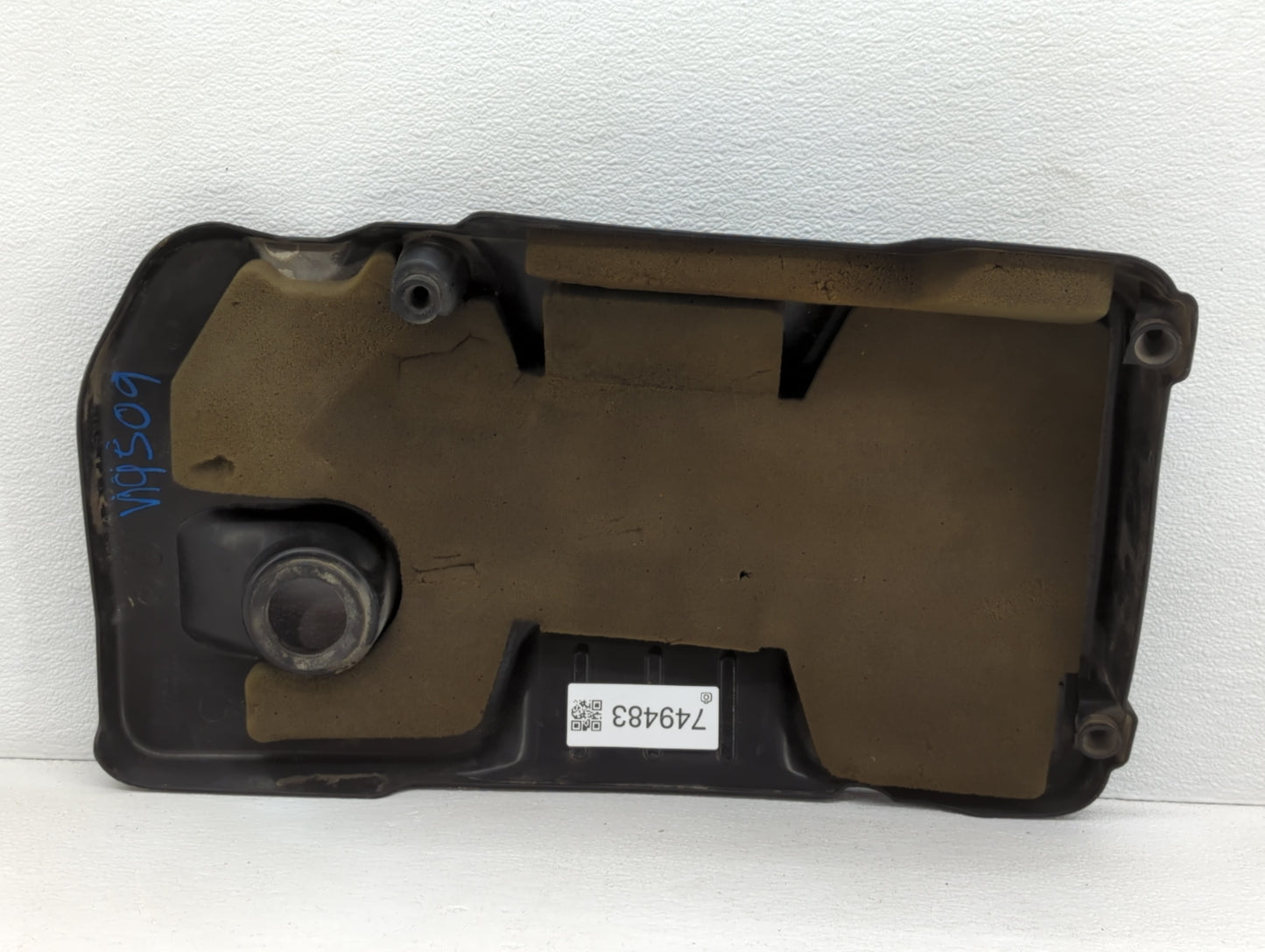 2015 Chevrolet Captiva Sport Engine Cover - Oemusedautoparts1.com